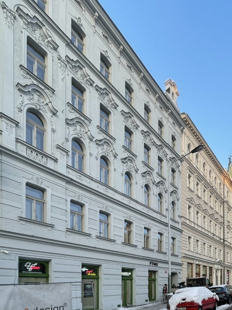 Dodání a instalace historických protipožárních dveří v ulici I. P. Pavlova